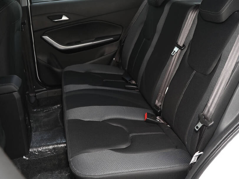 شيري تيغو ٢ Interior 