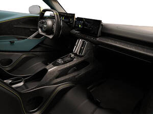 أستون مارتن فالهالا الداخلية 