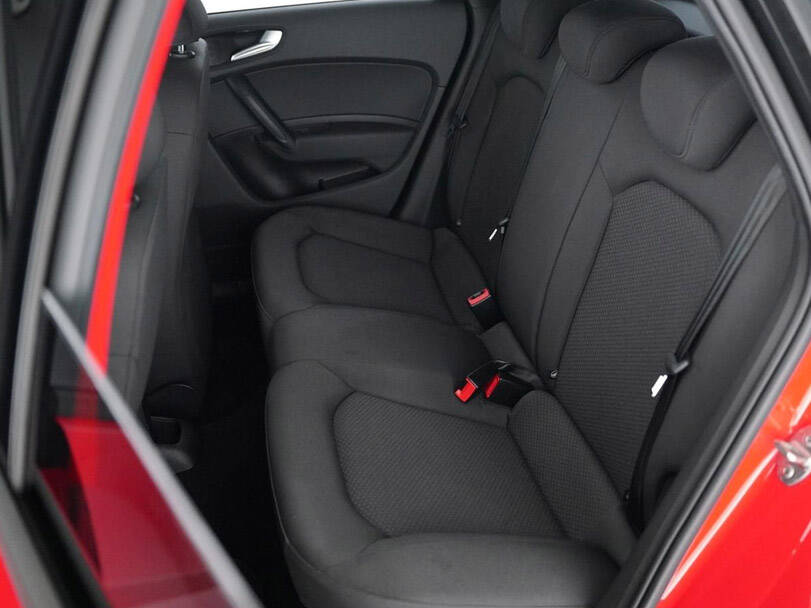 Audi A1 1st (8X) Generation Interior 