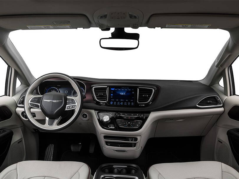 كرايسلر باسيفيكا Interior 