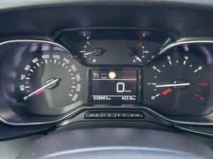 سيتروين بيرلينغو الداخلية 