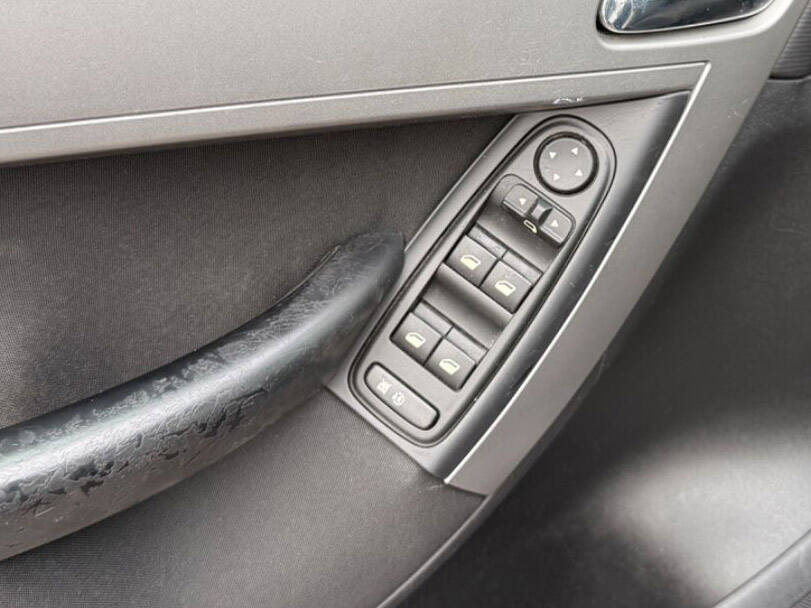 Citroen C4 Picasso 1st Generation Interior 