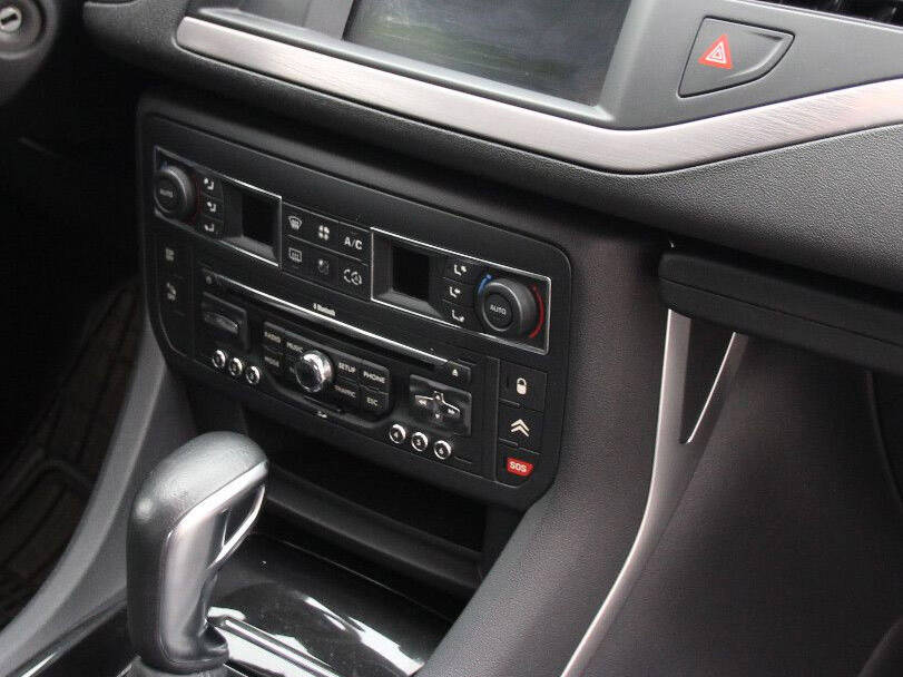 سيتروين سي ٥ Interior 