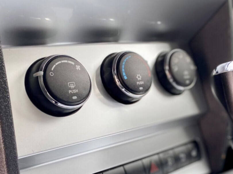 دودج نيترو Interior 