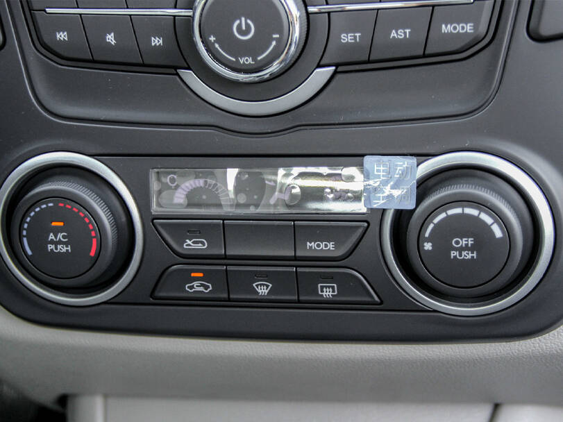 دونغفنغ إيه ٦٠ ماكس Interior 