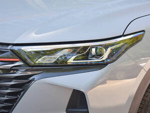 Dongfeng AX7 Exterior 