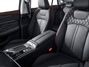 Dongfeng Shine Interior 