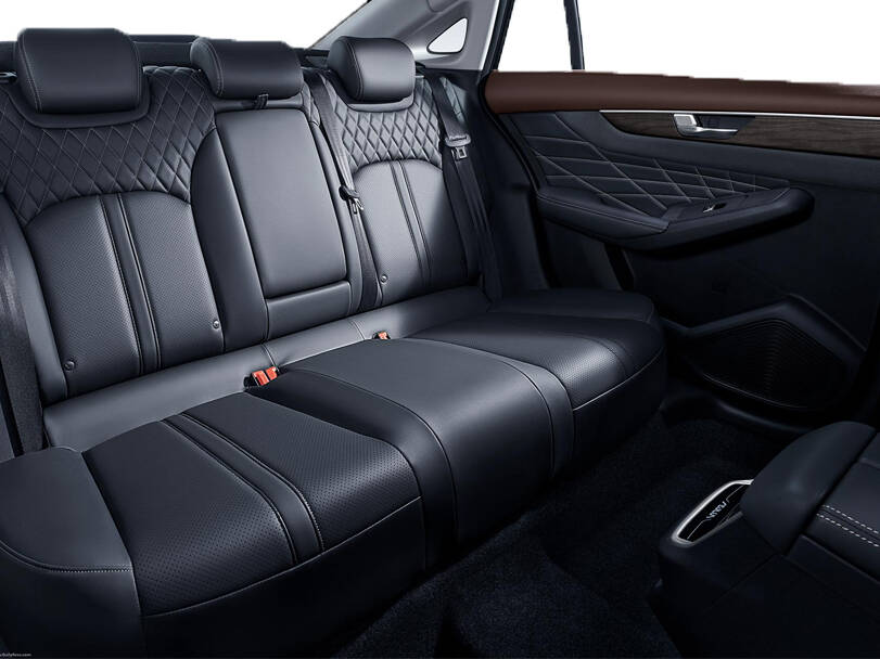 دونغفنغ شاين Interior 