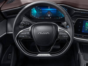 Dongfeng Shine Max Interior 