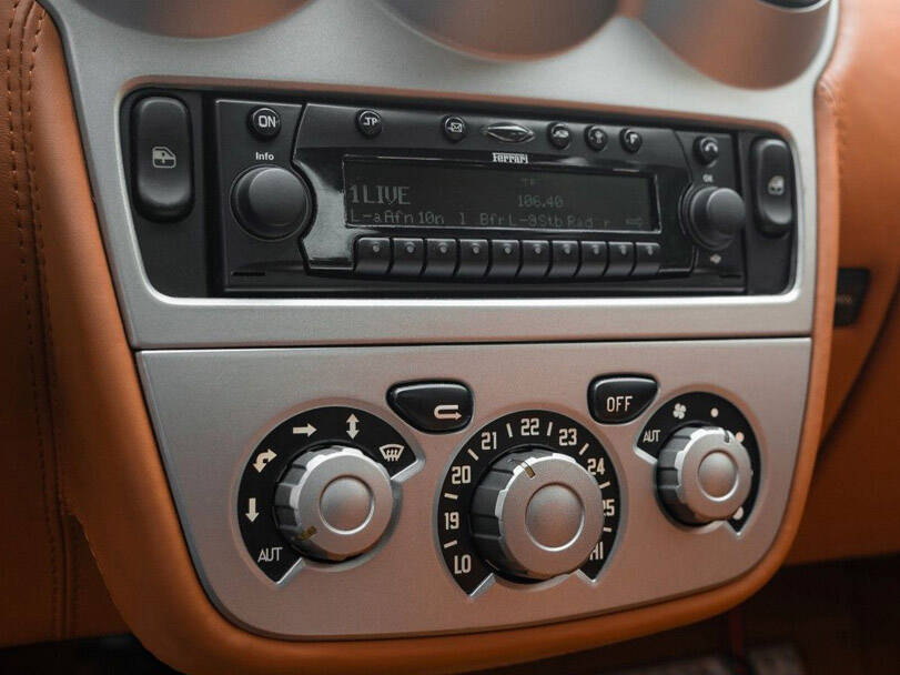 فيراري إف ٤٣٠ Interior 
