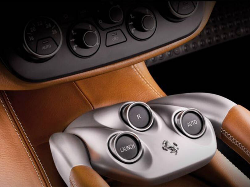 فيراري إف إف Interior 