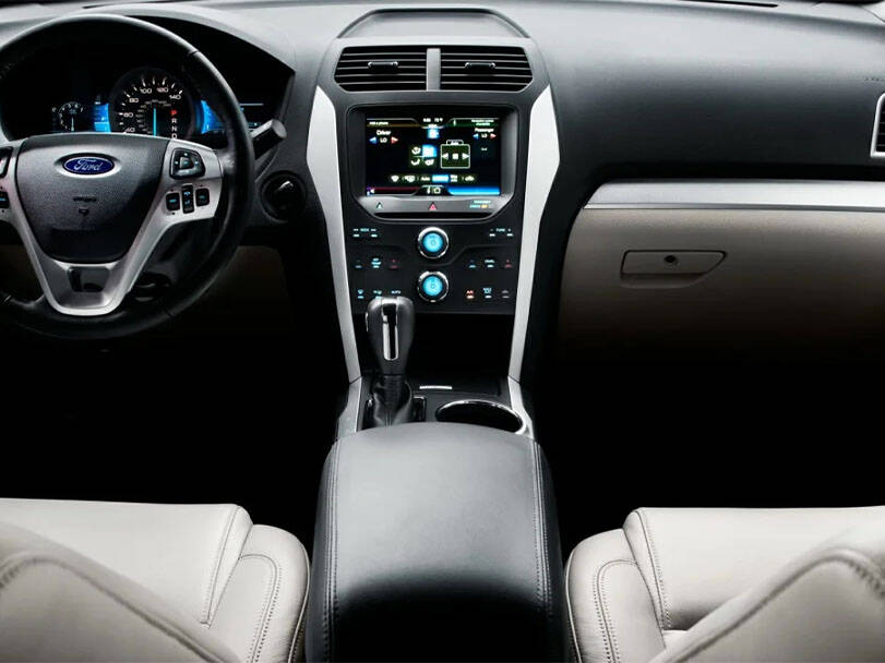 فورد إكسبلورر Interior 