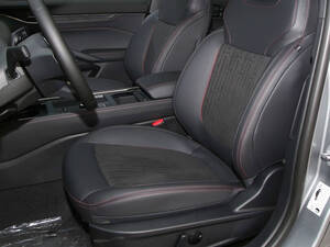 فورد مونديو الداخلية 