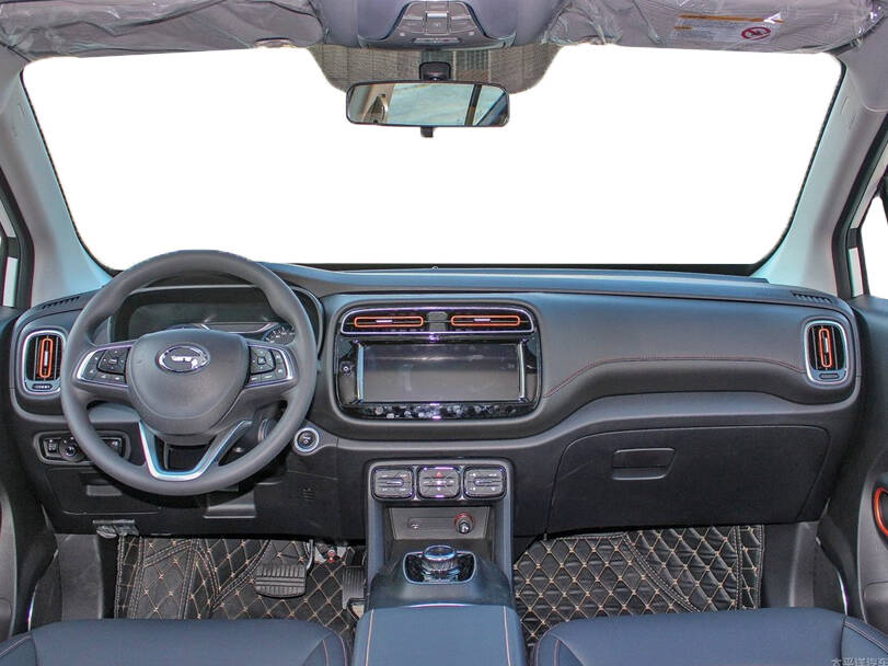 جي إيه سي جي إي ٣ إي في Interior 