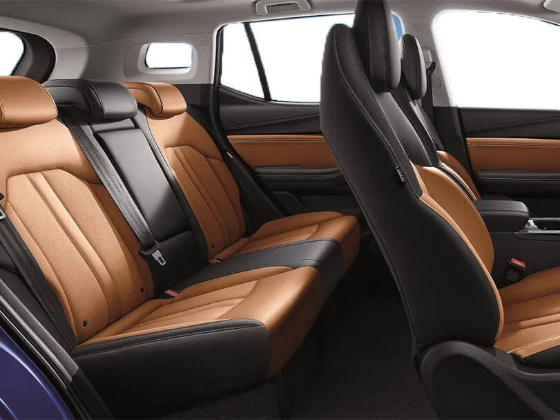 جي إيه سي جي إس ٤ Interior 
