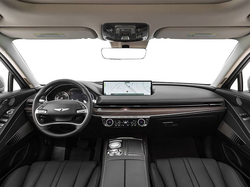 جينيسيس جي ٨٠ Interior 