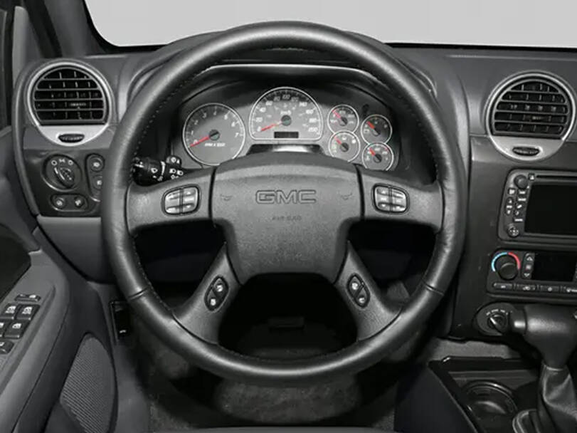 GMC Envoy 1st Generation Interior 