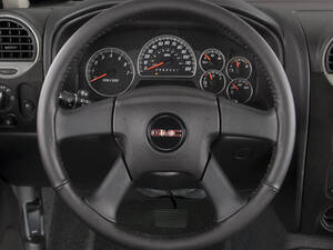 جي إم سي إنفوي الداخلية 