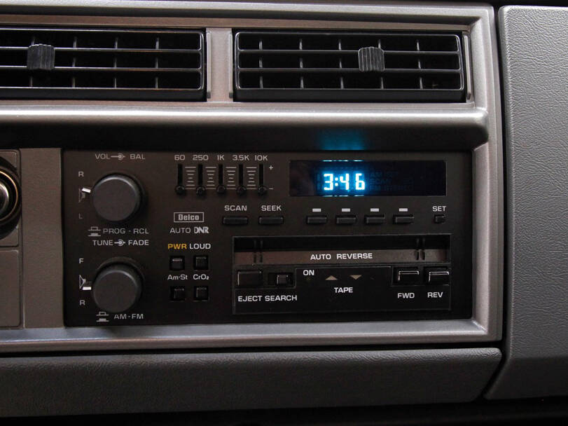 GMC Syclone Interior 