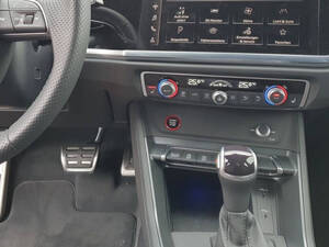 أودي RS Q3 الداخلية 