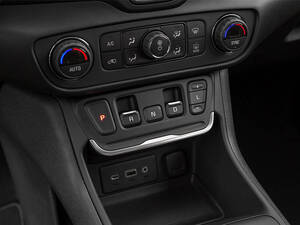 جي إم سي تيرين الداخلية 