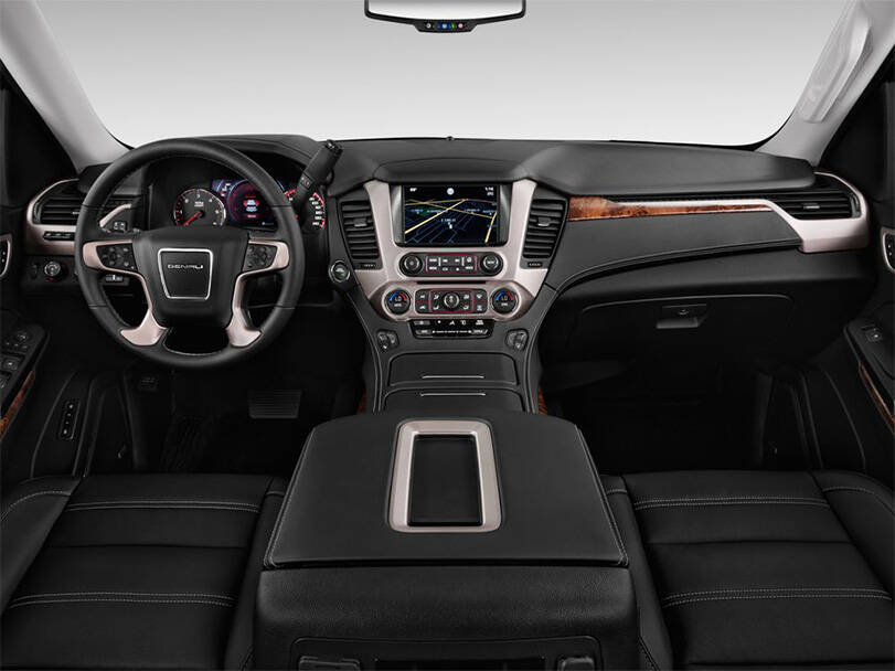 جي إم سي يوكن Interior 