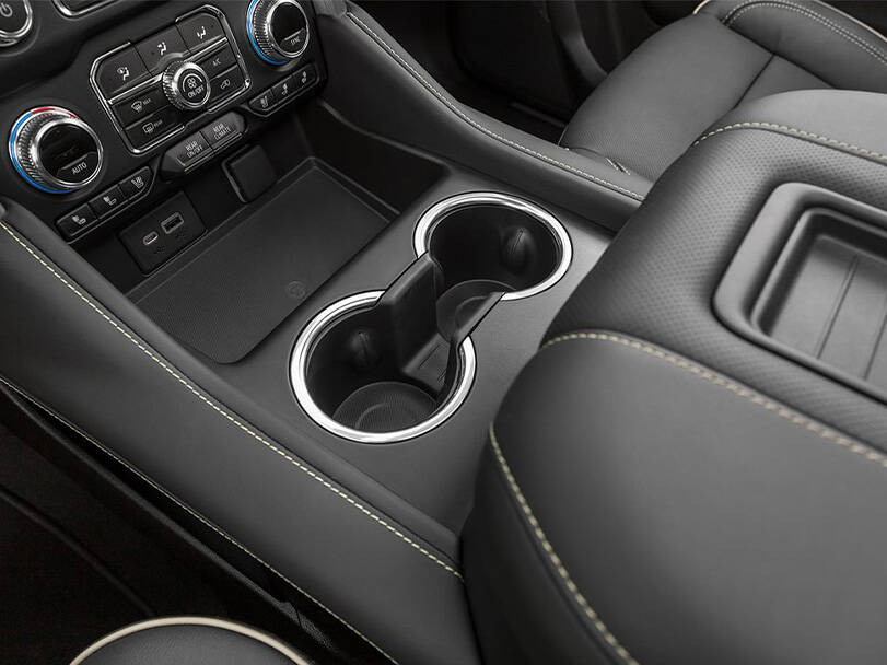 جي إم سي يوكن Interior 