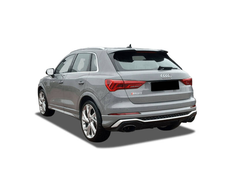 أودي آر إس كيو ٣ Exterior 