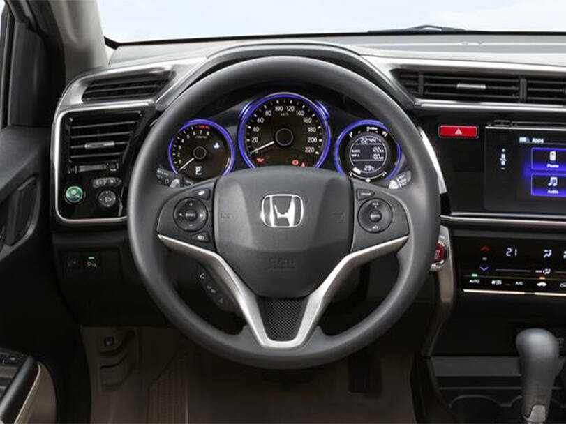 هوندا سيتي الجيل السادس Interior 