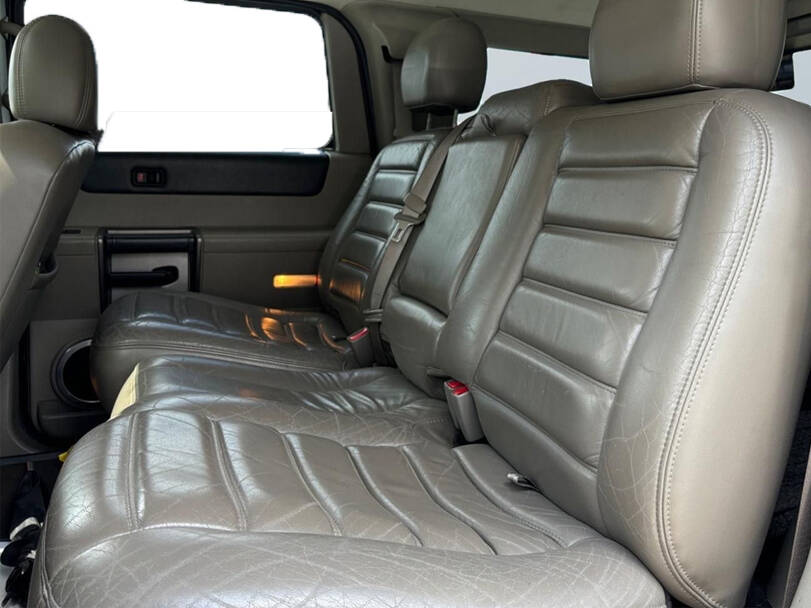 هامر إتش ٢ Interior 