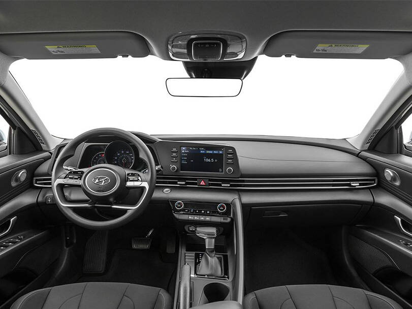 هيونداي إلنترا Interior 