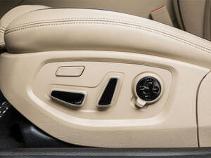 هيونداي جينيسيس الداخلية 