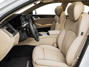 هيونداي جينيسيس الداخلية 