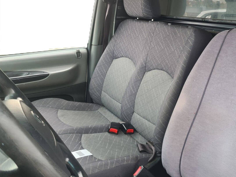هيونداي إتش ١ الجيل الأول Interior 