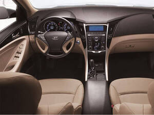 هيونداي سوناتا الداخلية 