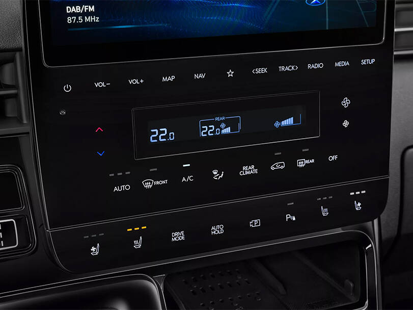 هيونداي ستاريا 2025 Interior 