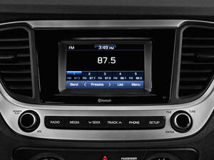 هيونداي فيرنا الداخلية 