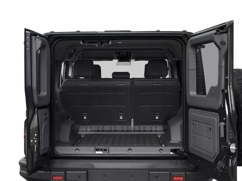 إينيوس جرينادير Interior 