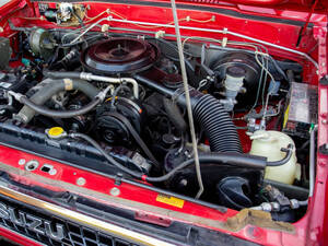 Isuzu Trooper Exterior 