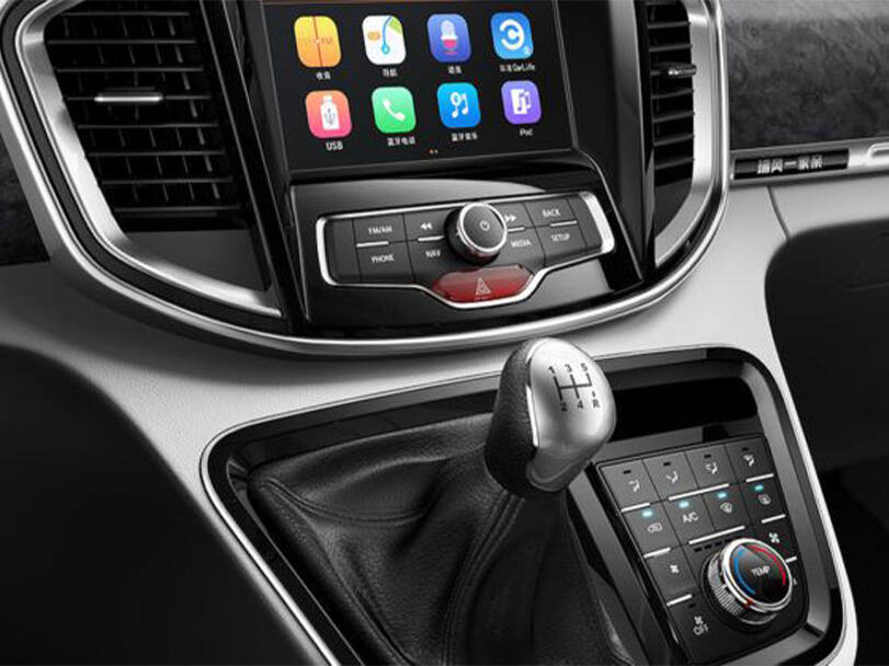 JAC M4 2025 Interior 