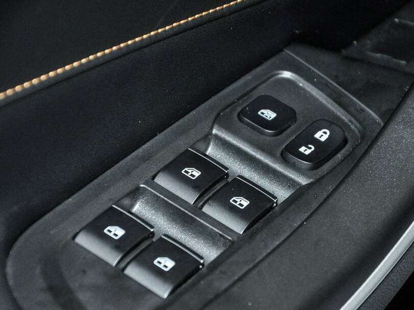 JAC S4 Interior 