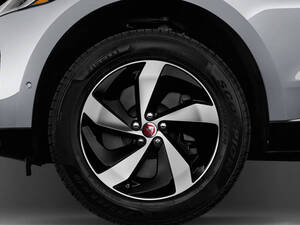  جاكوار F Pace الخارجية 