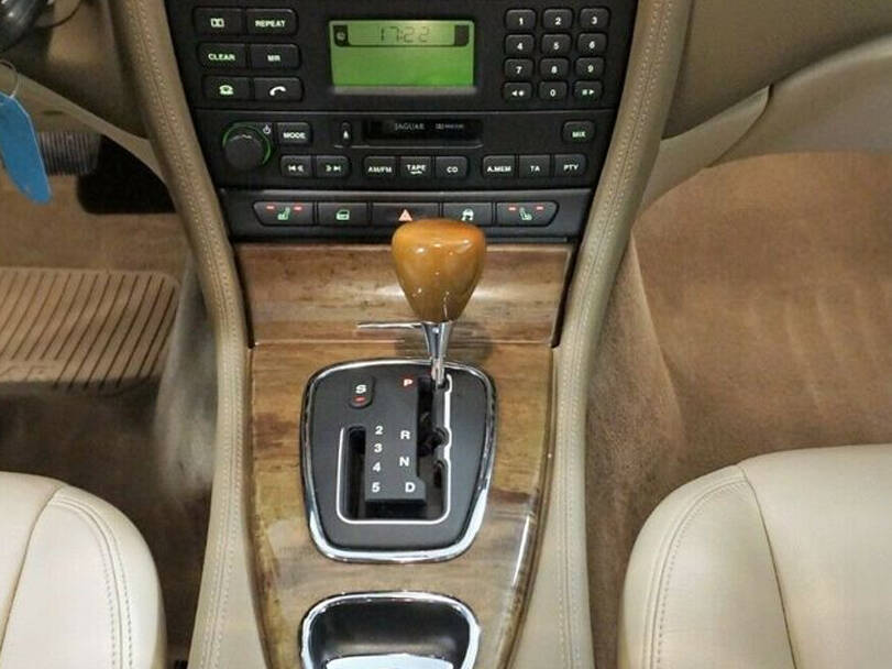  جاكوار إس تايب Interior 