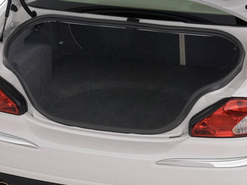 Jaguar X Type Exterior 