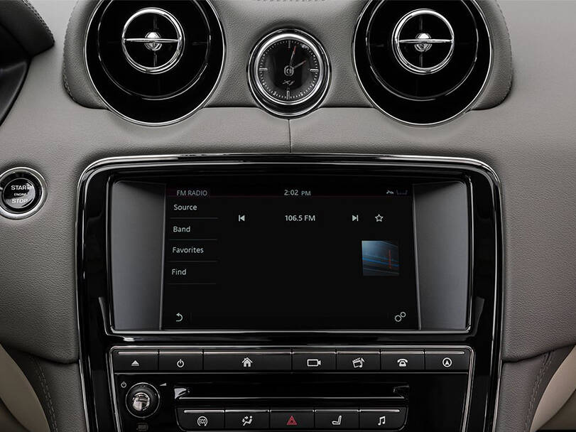 Jaguar XJ Interior 